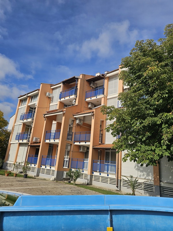 Image ad